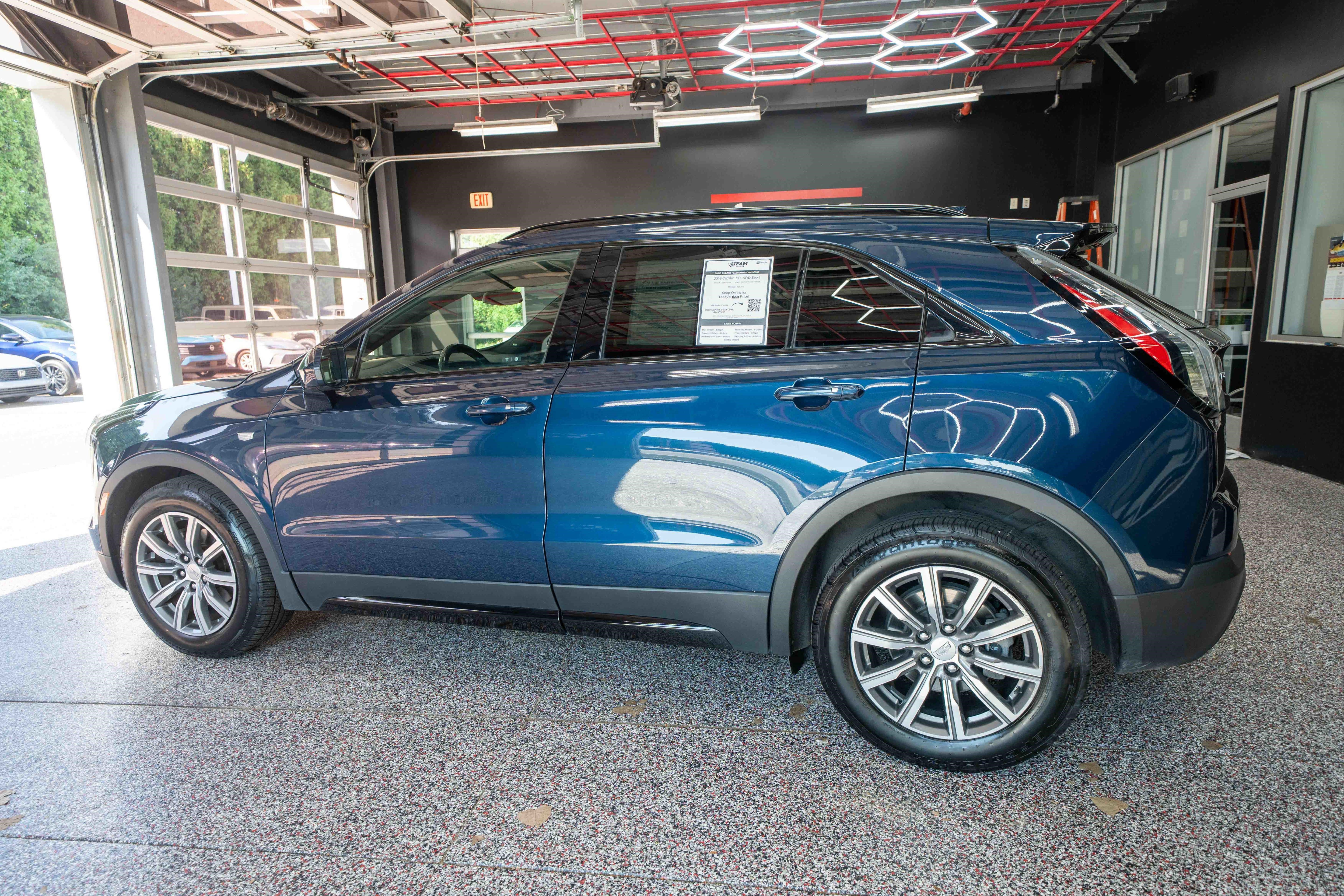 Used 2019 Cadillac XT4 Sport AWD/4WD image 2