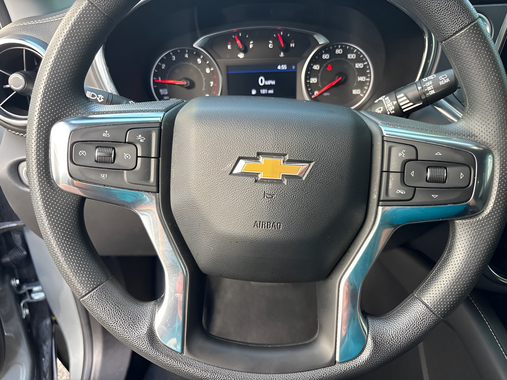 Used 2025 Chevrolet Blazer LT FWD image 13