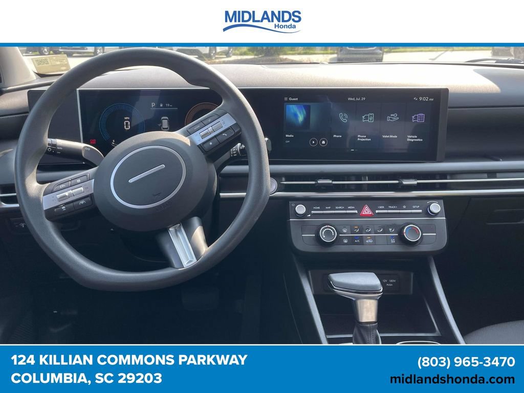 Used 2025 Hyundai Tucson SE FWD image 13