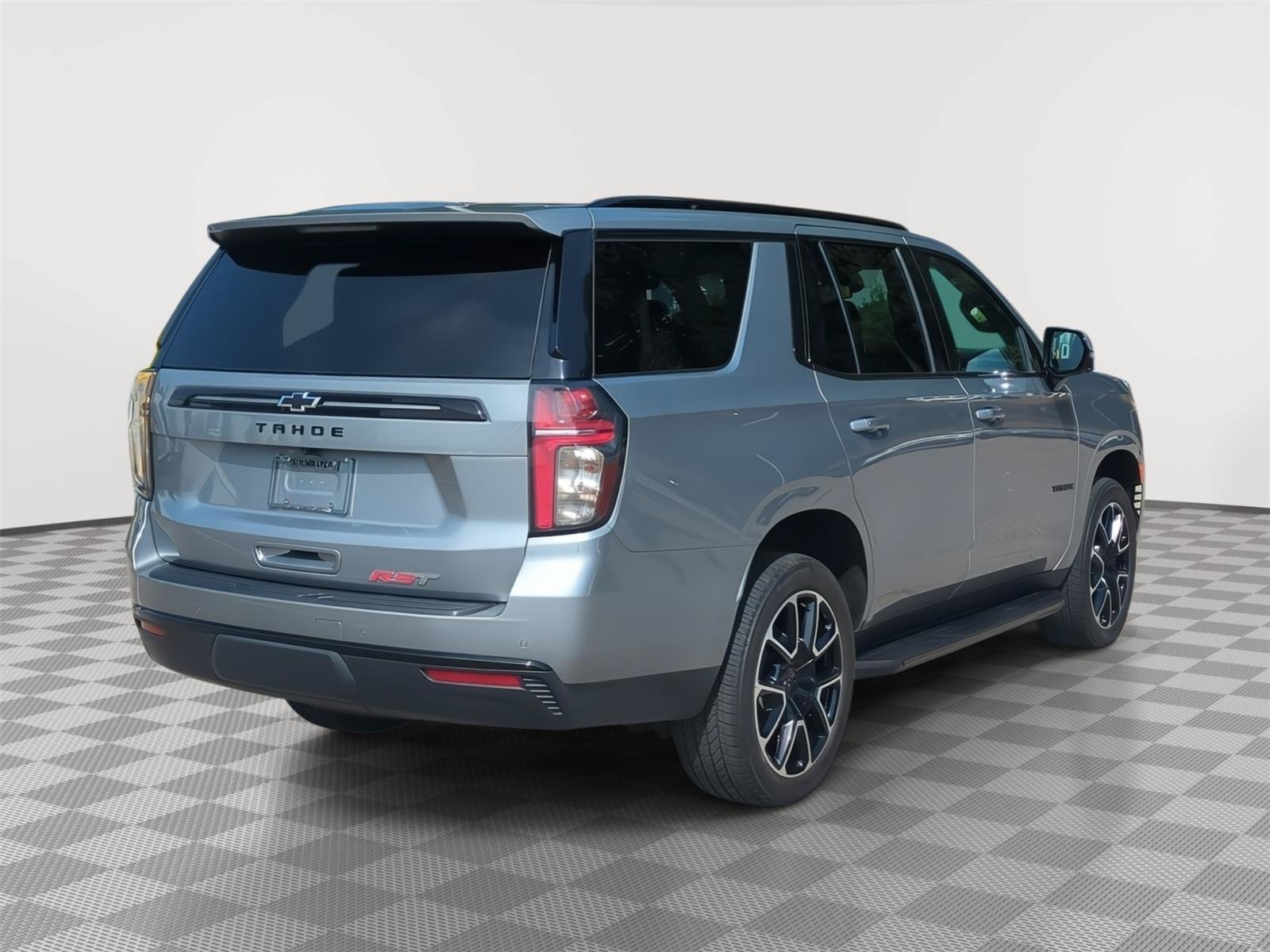 Used 2024 Chevrolet Tahoe RST w/ Luxury Package AWD/4WD image 5