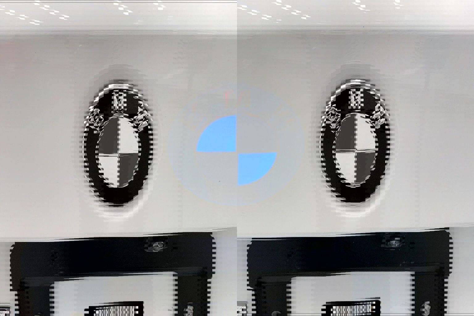 Certified 2023 BMW 330i xDrive Sedan w/ Driving Assistance Package image 26