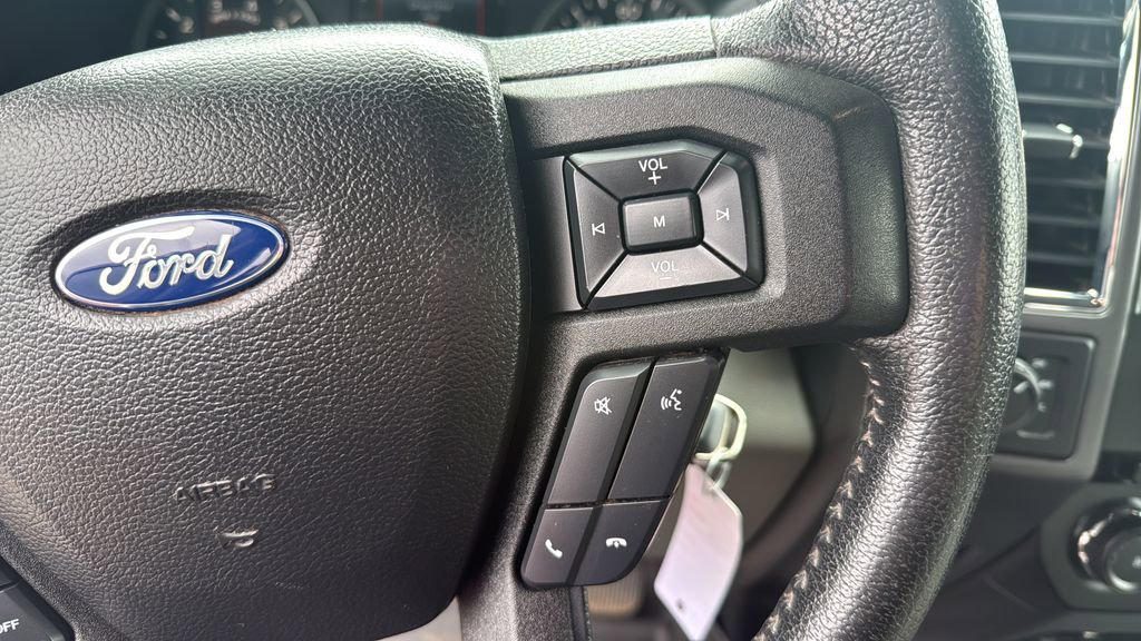 Used 2015 Ford F150 XLT w/ Equipment Group 302A Luxury AWD/4WD image 26
