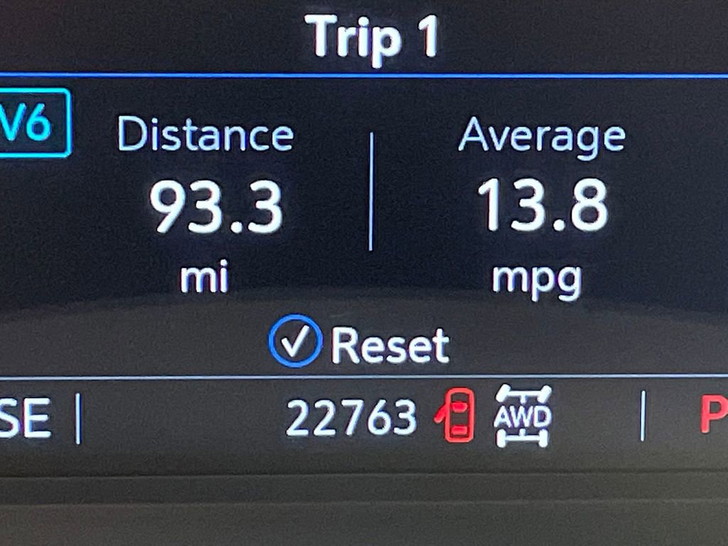 Used 2025 Cadillac XT5 Premium Luxury image 6