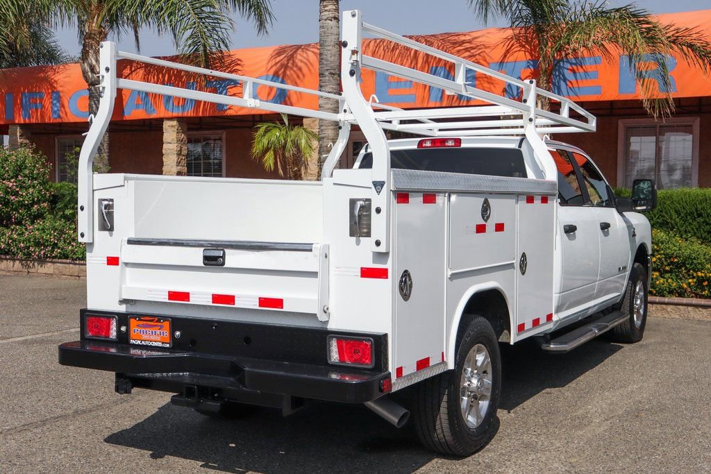 Used 2024 RAM 3500 Big Horn AWD/4WD image 10