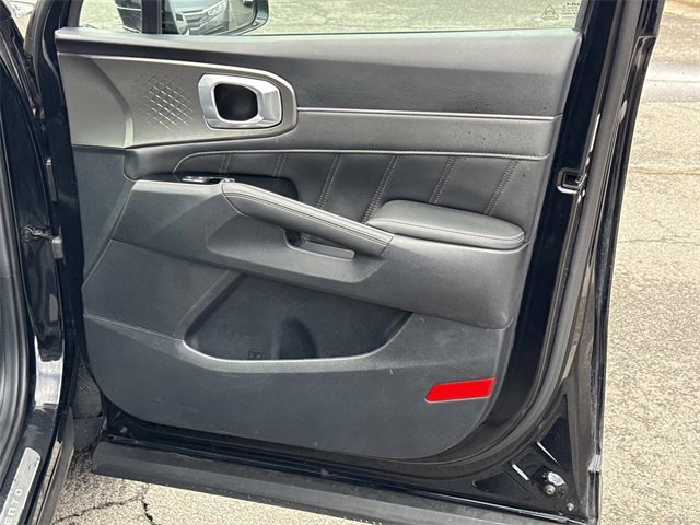 Used 2023 Kia Sorento SX image 8