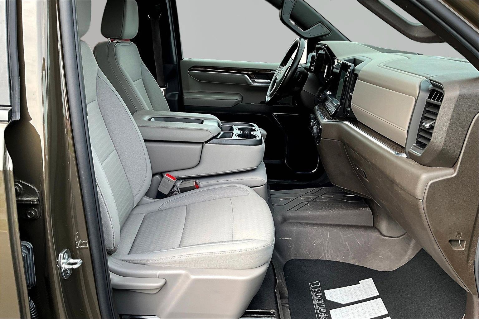 Used 2023 Chevrolet Silverado 1500 LT w/ Max Trailering Package image 31