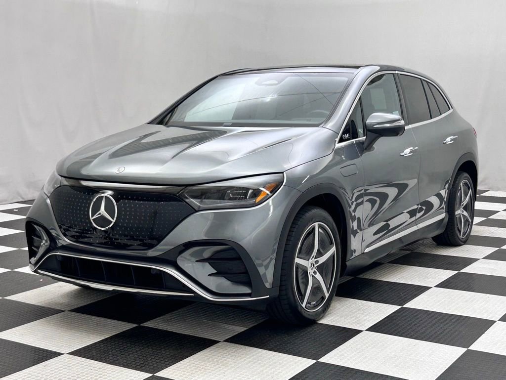 Used 2023 Mercedes-Benz EQE 500 4MATIC SUV image 4