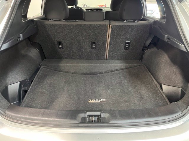 Used 2021 Nissan Rogue Sport S FWD image 17