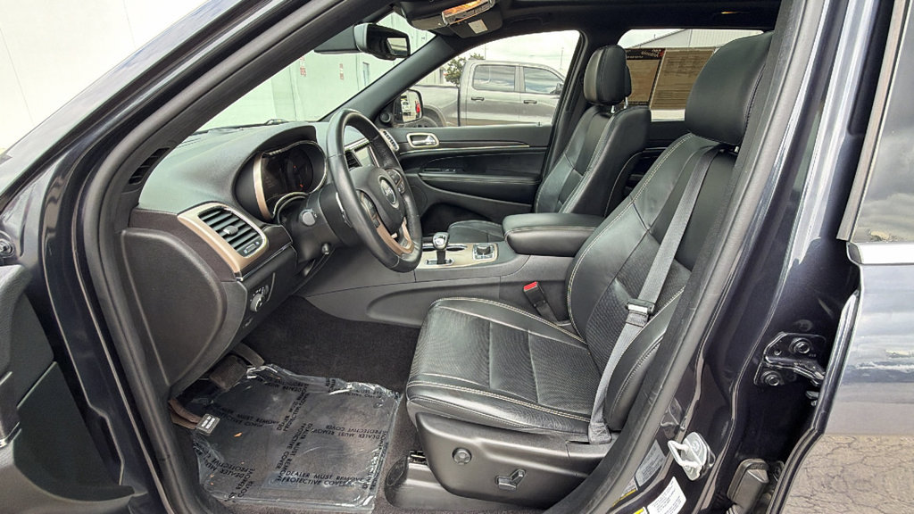 Used 2015 Jeep Grand Cherokee Limited w/ Luxury Group II AWD/4WD image 13