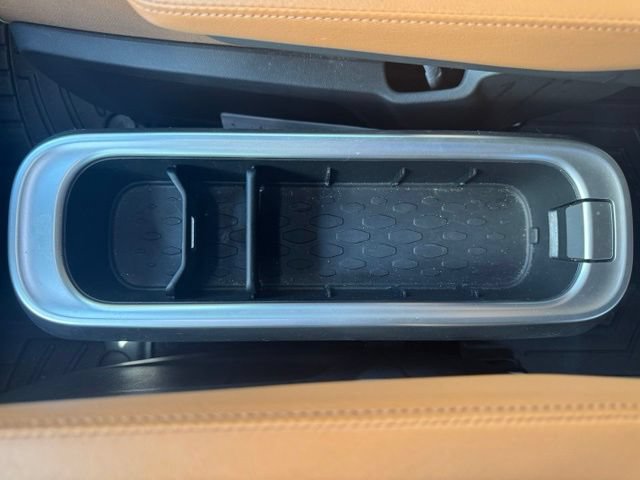 Used 2025 Volkswagen ID. Buzz Pro S RWD image 24