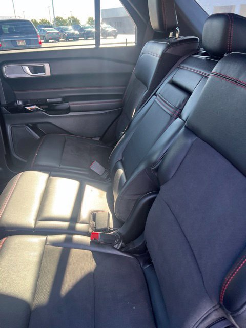 Used 2023 Ford Explorer ST-Line w/ Class IV Trailer Tow Package AWD/4WD image 14