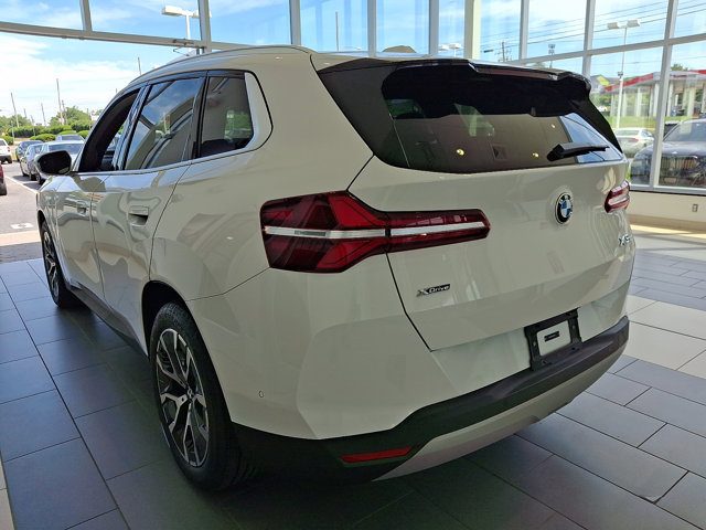 Certified 2025 BMW X3 xDrive30i AWD/4WD image 4