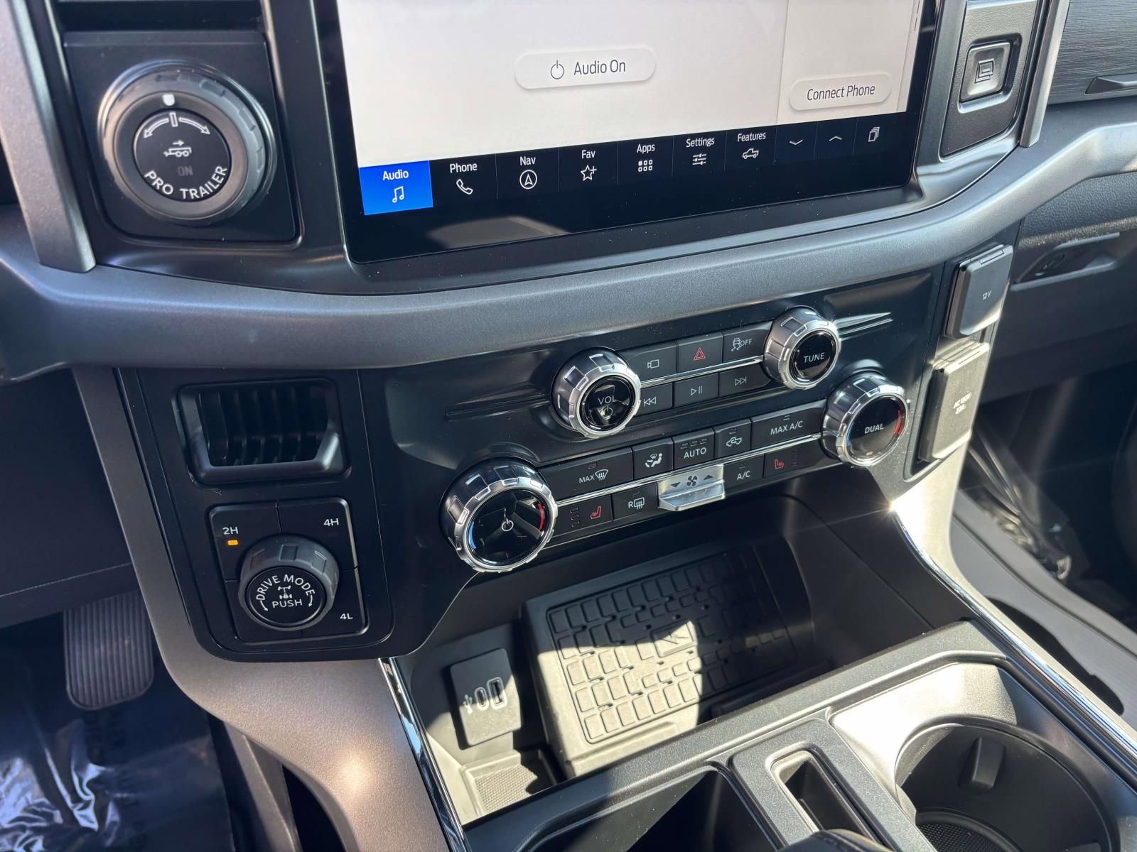 New 2025 Ford F150 XLT w/ Equipment Group 302A MID image 21