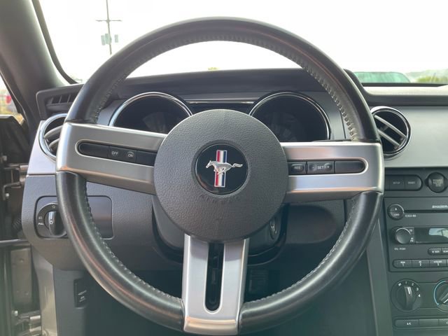 Used 2005 Ford Mustang GT Premium RWD image 13