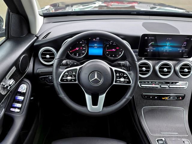 Used 2020 Mercedes-Benz GLC 300 4MATIC image 12