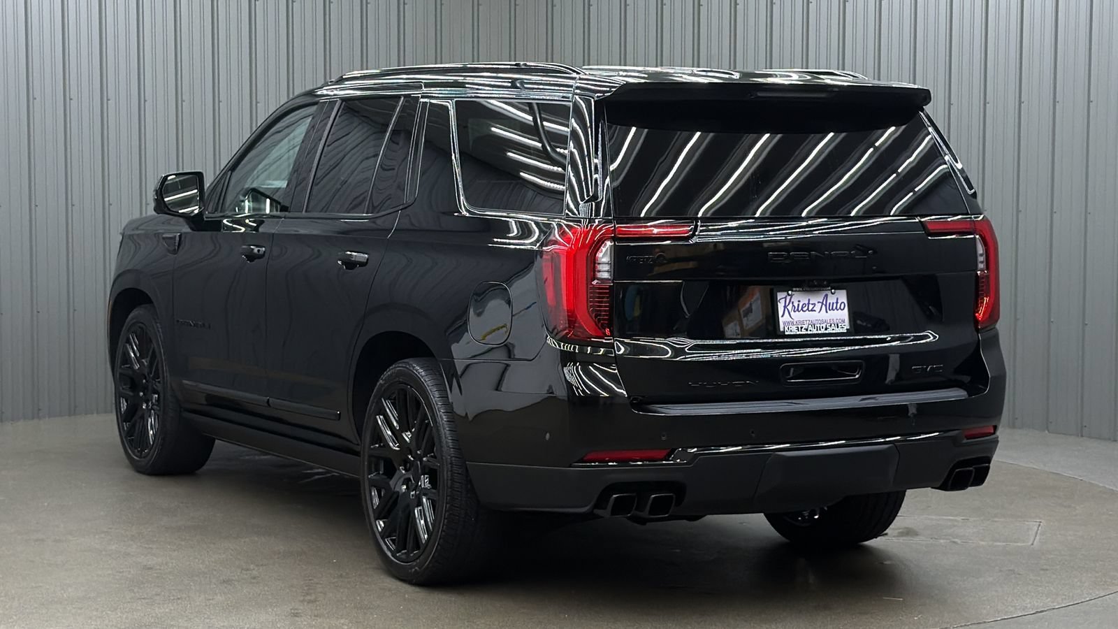 Used 2026 GMC Yukon Denali Ultimate AWD/4WD image 3