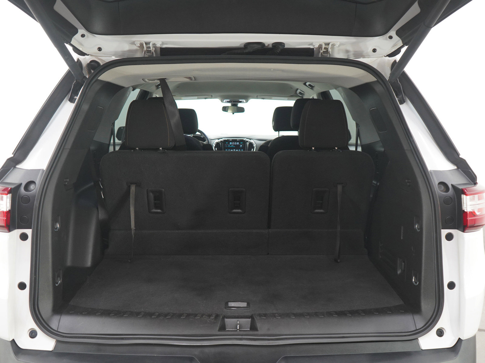 Used 2019 Chevrolet Traverse LT image 17