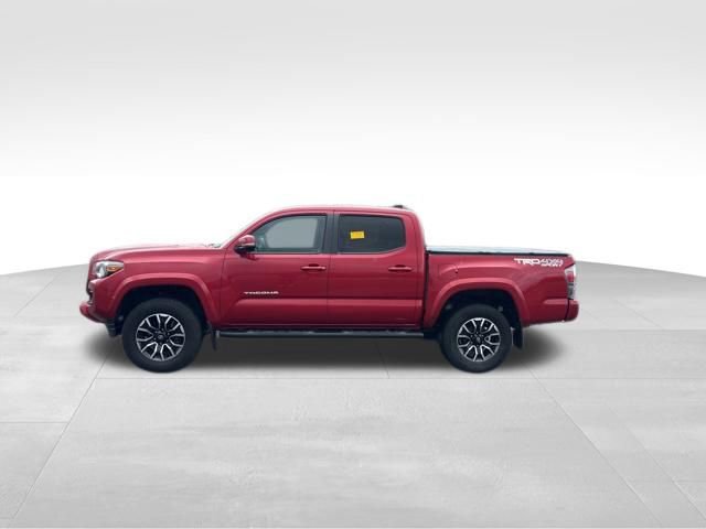 Used 2021 Toyota Tacoma TRD Sport AWD/4WD image 2