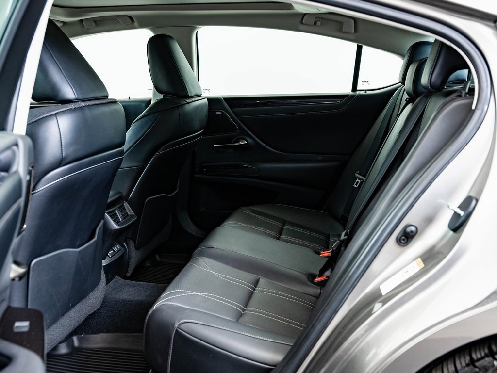 Used 2019 Lexus ES 350 Luxury image 44
