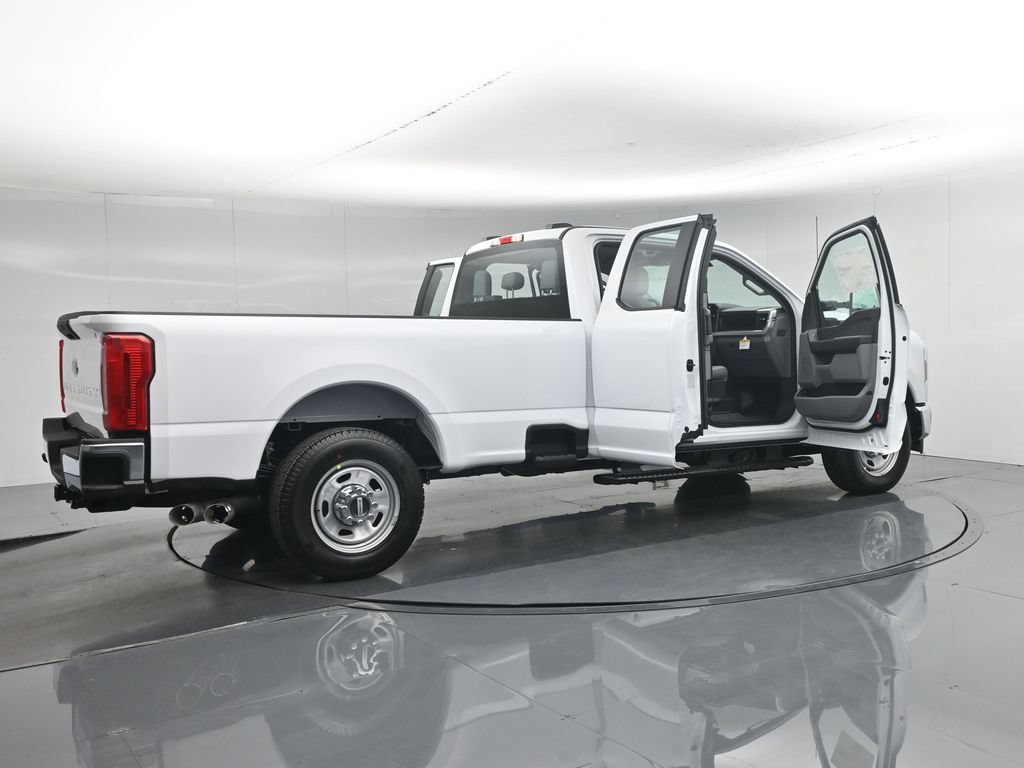 New 2026 Ford F350 XL w/ XL Chrome Package RWD image 5