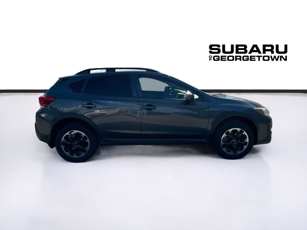 Used 2021 Subaru Crosstrek 2.0i Premium w/ Moonroof Package AWD/4WD image 8