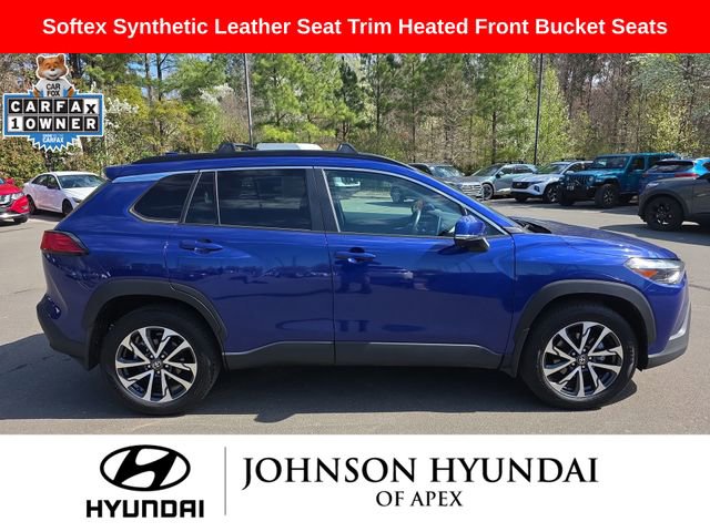 Used 2024 Toyota Corolla Cross XLE w/ Convenience Package image 14