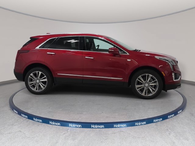New 2026 Cadillac XT5 Premium Luxury w/ Driver Assist Package AWD/4WD image 4