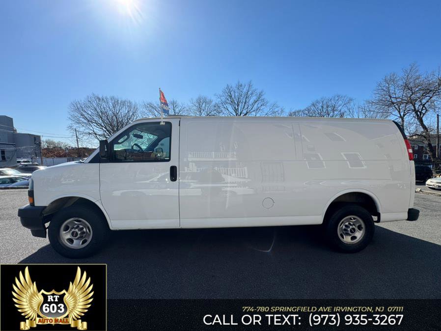 Used 2023 GMC Savana 2500 Extended image 4