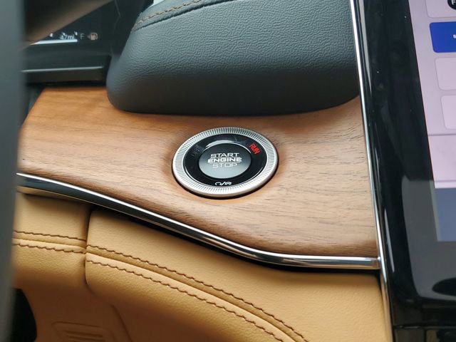 New 2025 Jeep Grand Cherokee Summit image 14