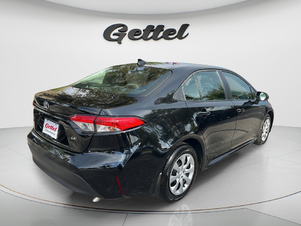 Certified 2026 Toyota Corolla LE FWD image 5