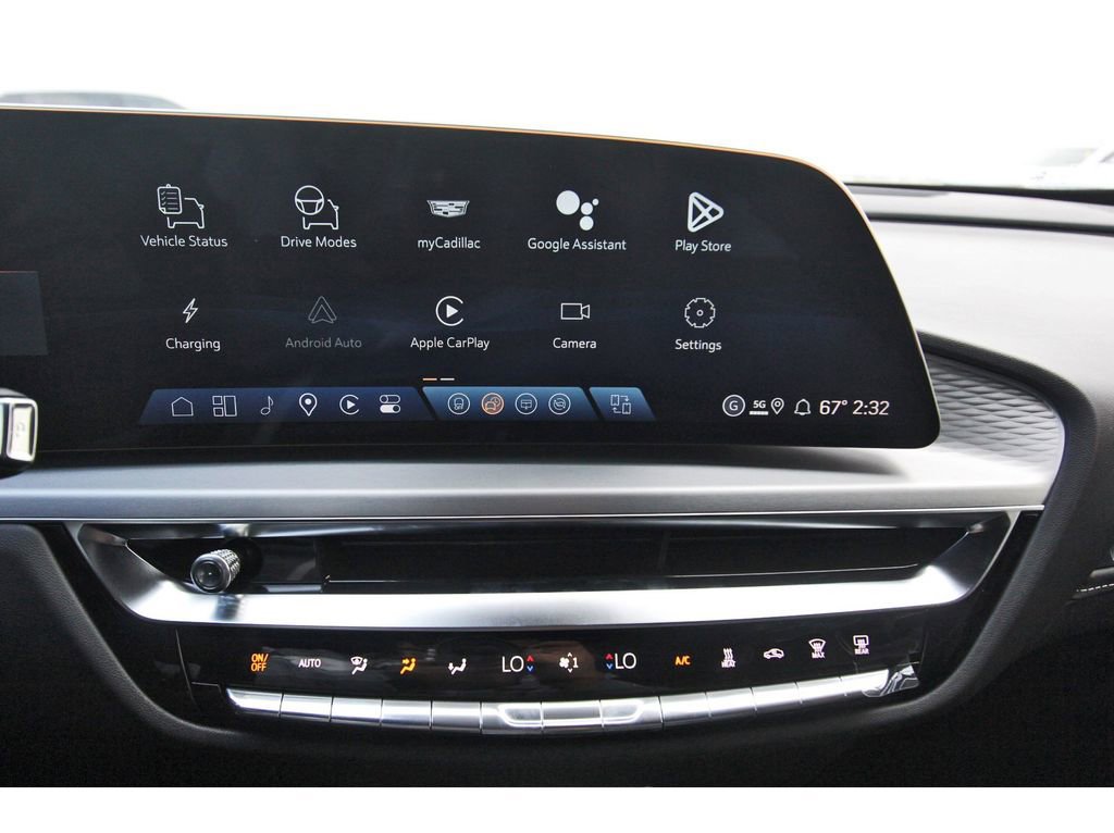 New 2026 Cadillac Lyriq Luxury image 16