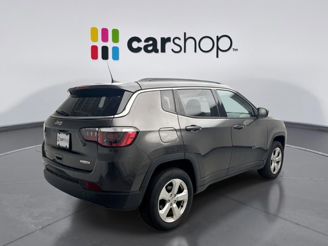 Used 2019 Jeep Compass Latitude w/ Cold Weather Group AWD/4WD image 5