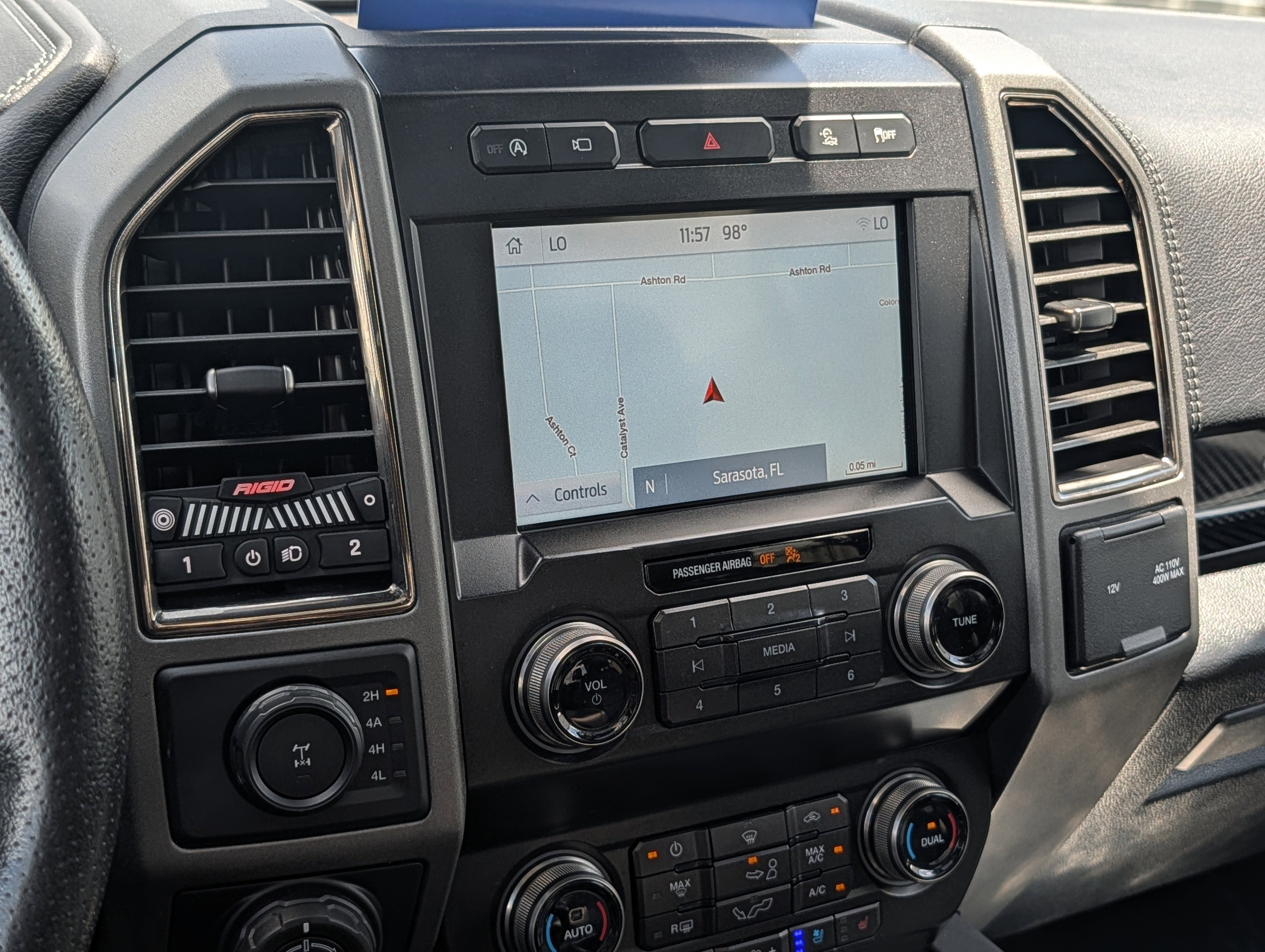 Used 2019 Ford F150 Raptor w/ Equipment Group 802A Luxury AWD/4WD image 35