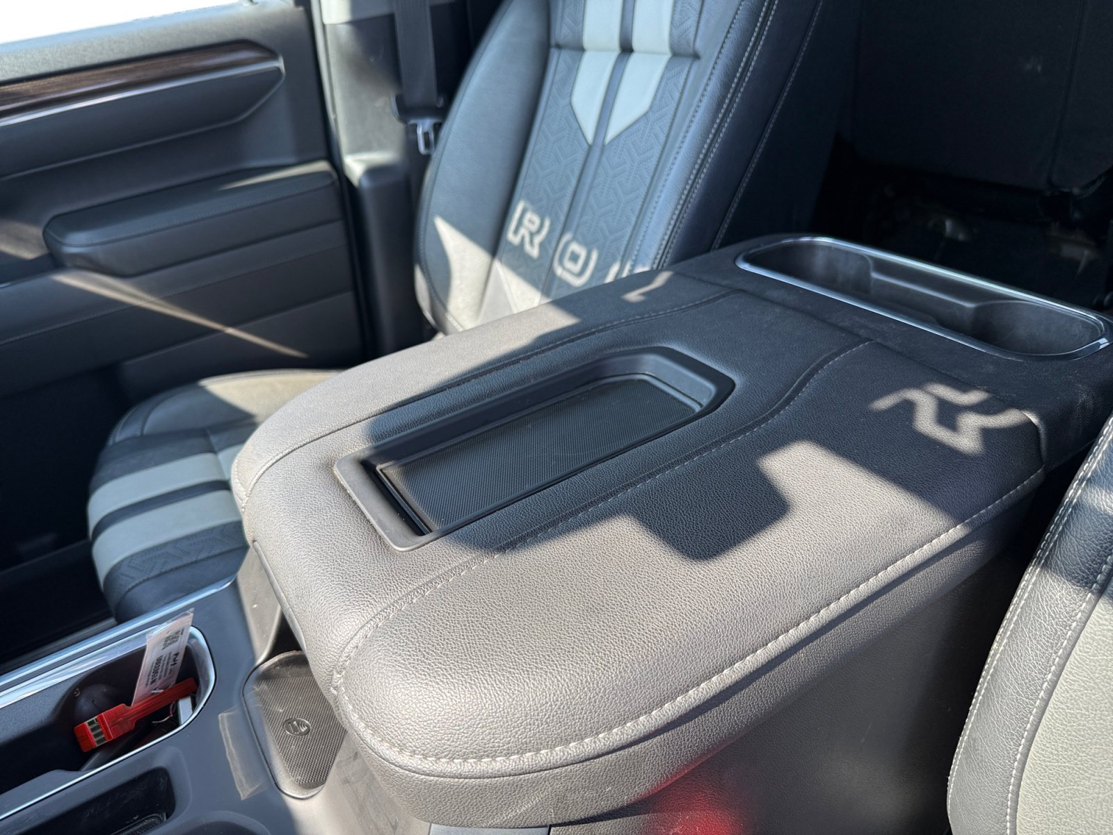 Used 2022 Chevrolet Silverado 1500 RST AWD/4WD image 11