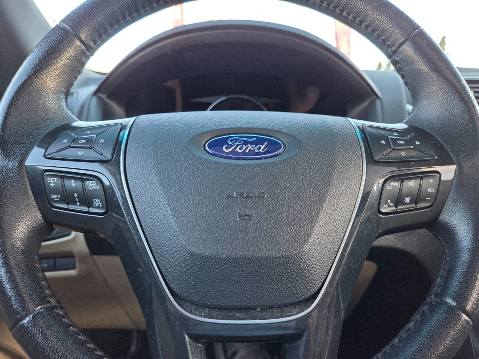 Used 2016 Ford Explorer Limited w/ Equipment Group 301A AWD/4WD image 19