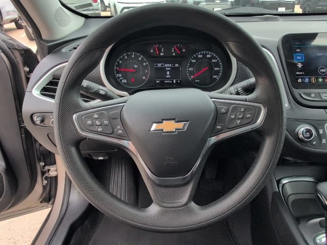 Used 2024 Chevrolet Malibu LT FWD image 16