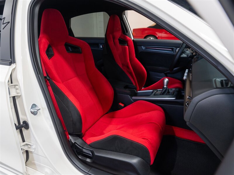 Used 2023 Honda Civic Type R image 18