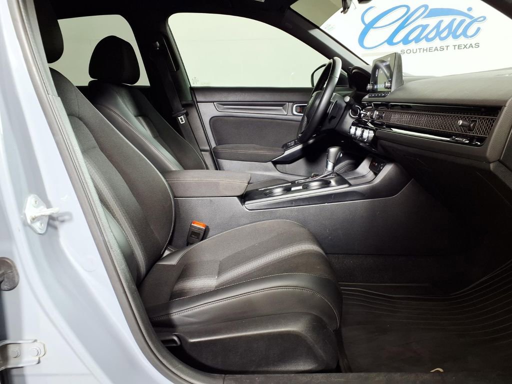 Used 2023 Honda Civic Sport image 12