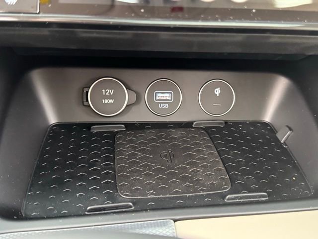 New 2026 Genesis G70 2.5T Prestige image 22