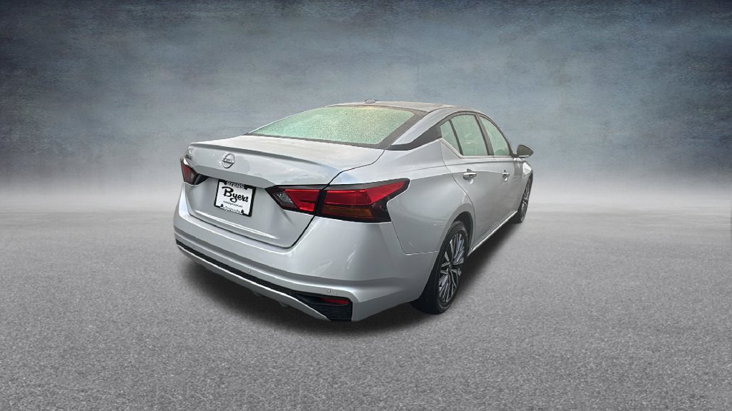 Used 2025 Nissan Altima 2.5 SV FWD image 29