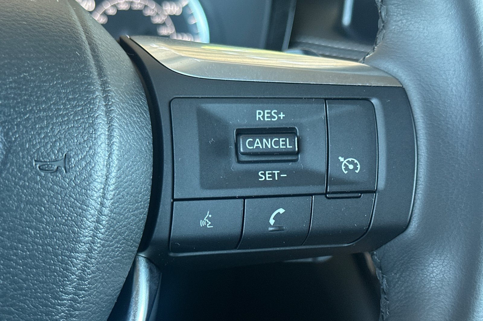 Used 2023 INFINITI QX60 Pure AWD/4WD image 28