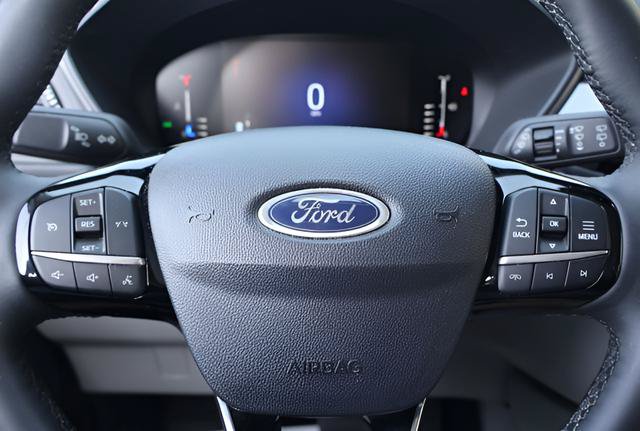 Used 2023 Ford Escape Active AWD/4WD image 19