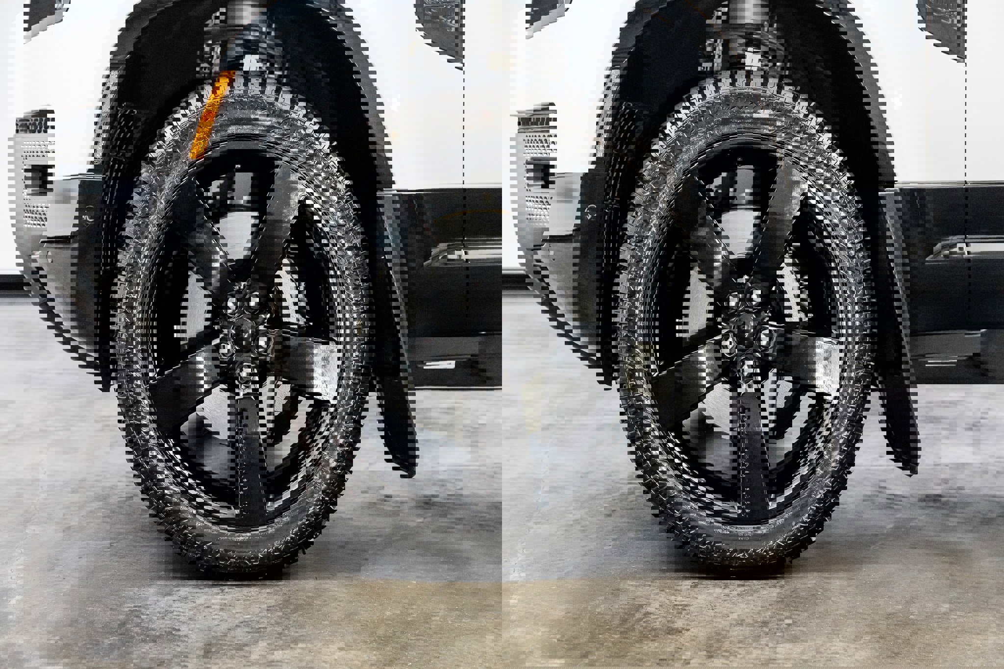 Used 2023 Land Rover Defender 110 X-Dynamic SE AWD/4WD image 11