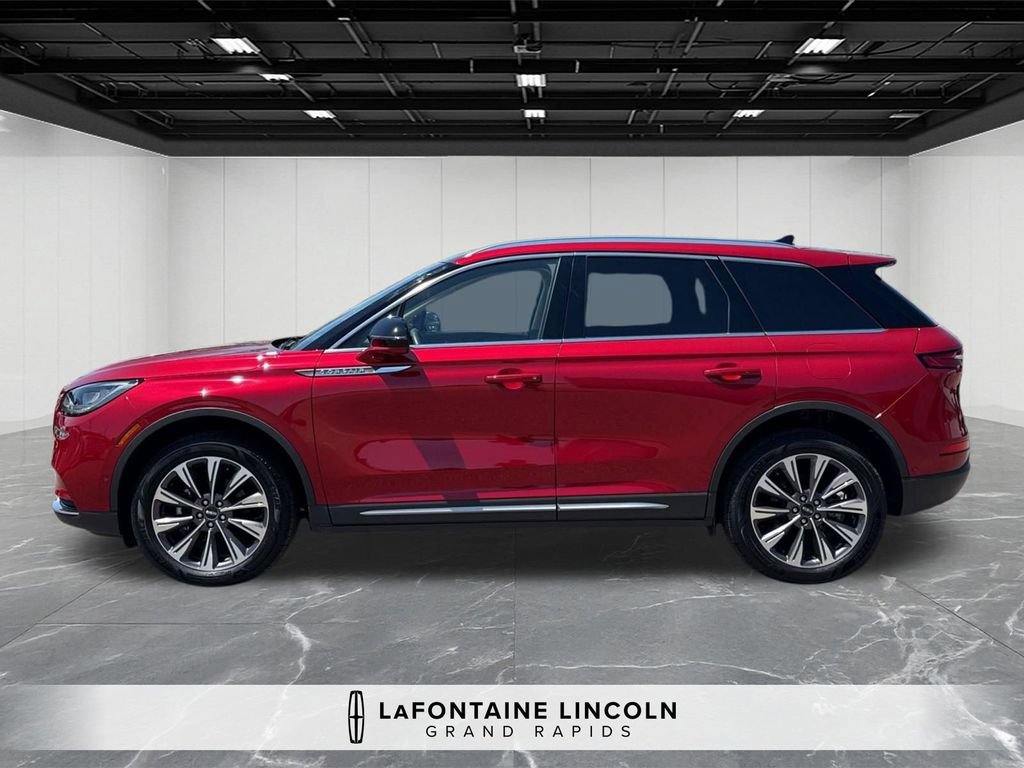 Certified 2022 Lincoln Corsair Reserve w/ Equipment Group 201A AWD/4WD image 2