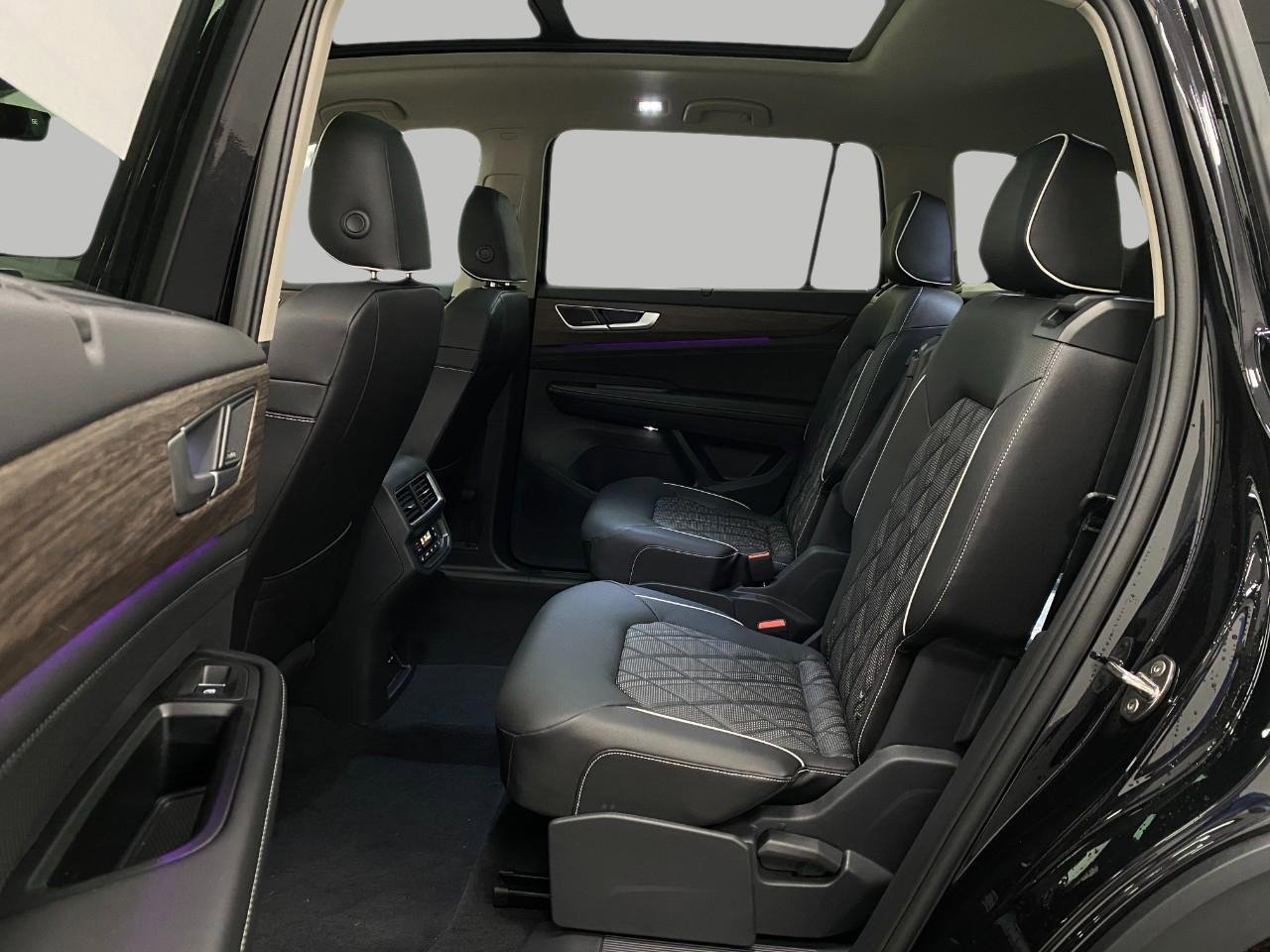 New 2026 Volkswagen Atlas SEL Premium R-Line image 31