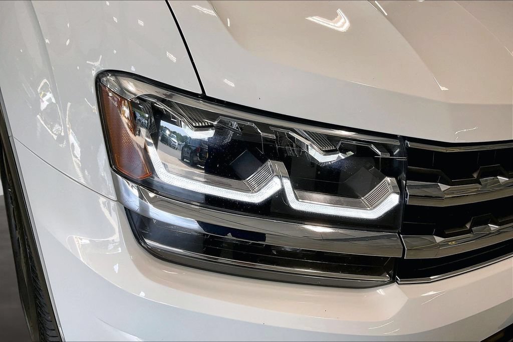 Used 2018 Volkswagen Atlas SEL Premium AWD/4WD image 34