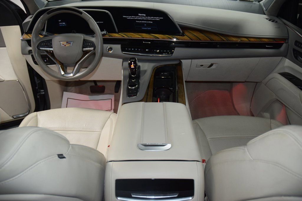 Used 2023 Cadillac Escalade Premium Luxury Platinum image 31