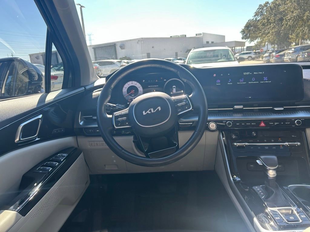 Used 2023 Kia Carnival SX Prestige image 46