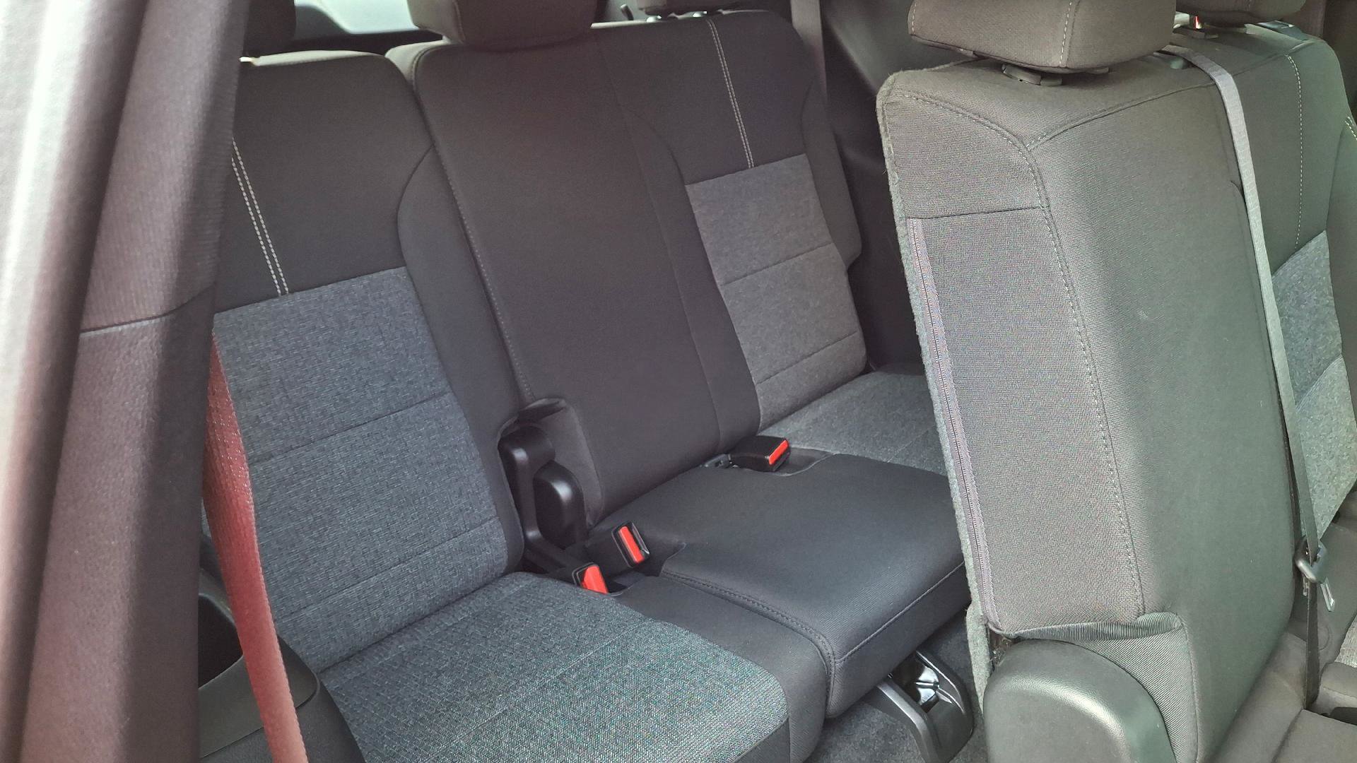 Used 2025 GMC Acadia Elevation AWD/4WD image 12