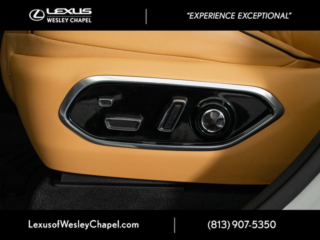 Used 2024 Jeep Grand Cherokee Summit w/ Adv Protech Group IV image 19